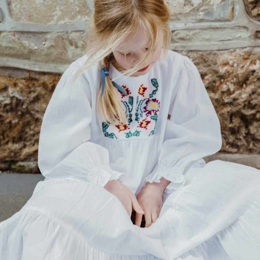 Hettie dress in white